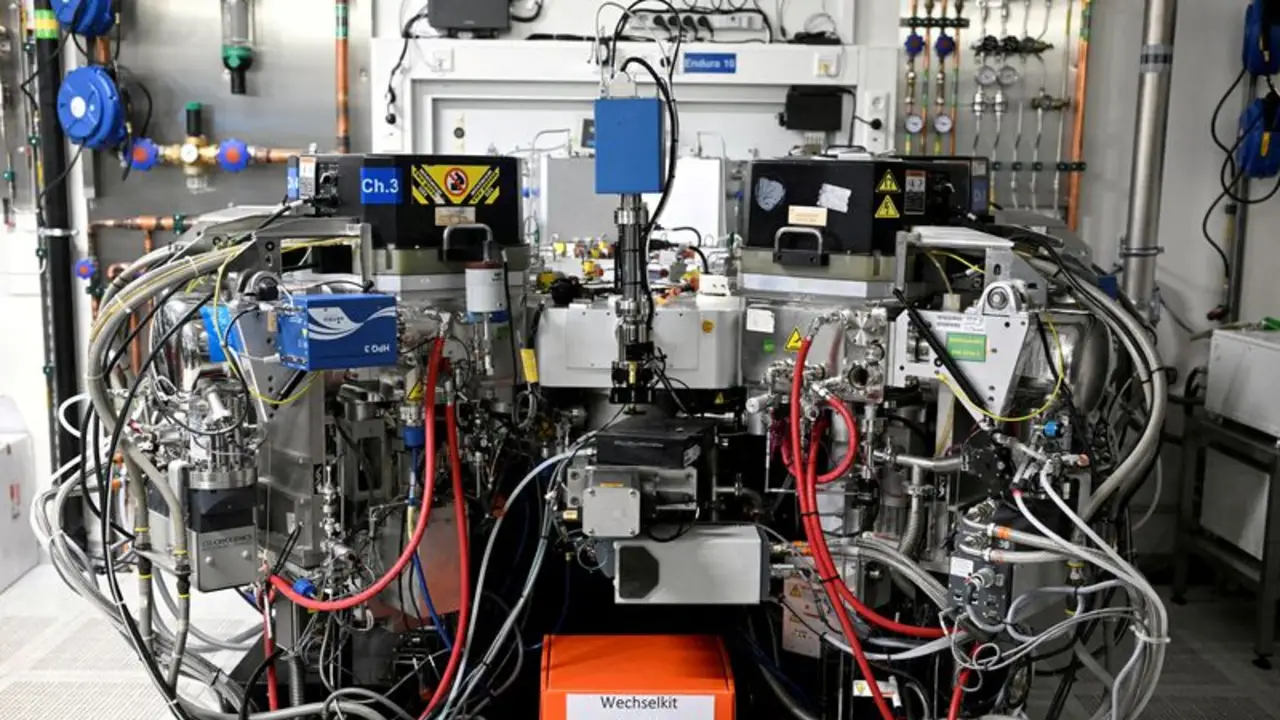 China concede exenciones a controles de exportación de chips de Nexperia para uso civil