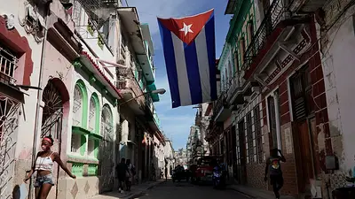 Cuba juzgará a exministro de Economía por cargos de espionaje y corrupción: TV estatal Cuba juzgará a exministro de Economía por cargos de espionaje y corrupción: TV estatal