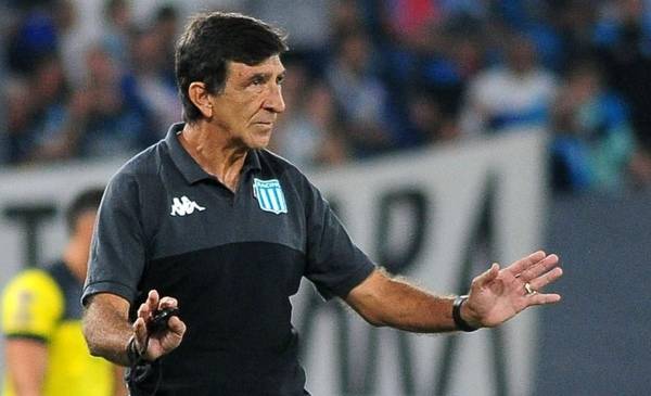 Mercado de pases en Racing: Costas quiere a un jugador de Boca colgado por Úbeda