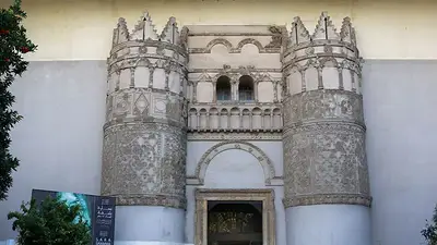 Roban seis estatuas antiguas en el Museo Nacional de Damasco en Siria Roban seis estatuas antiguas en el Museo Nacional de Damasco en Siria