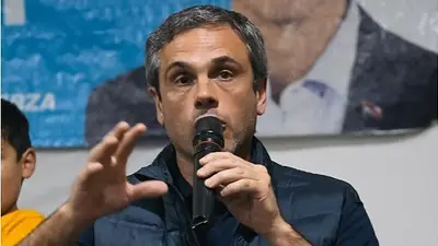 El peronismo cruzó a Milei y sus dichos sobre productos importados: "Ridiculizarnos" El peronismo cruzó a Milei y sus dichos sobre productos importados: "Ridiculizarnos"