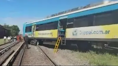 Descarriló una formación del tren Sarmiento a la altura de Liniers: 20 heridos Descarriló una formación del tren Sarmiento a la altura de Liniers: 20 heridos