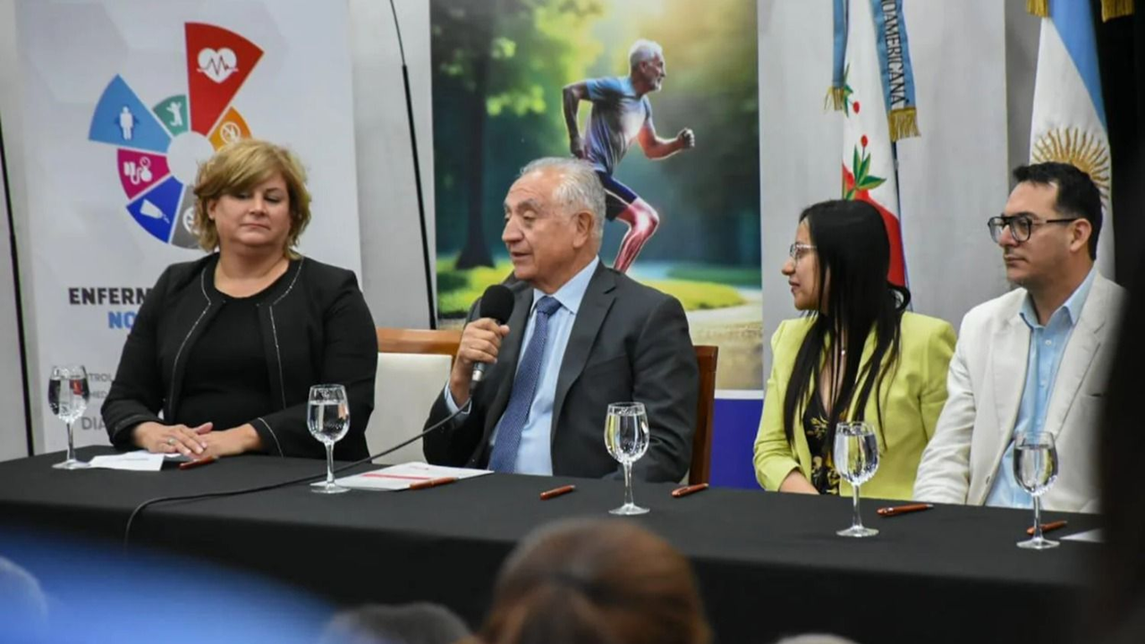 Enfermedad cardiovascular: La Rioja realizó un simposio para la construcción de conocimiento en pos de la prevención