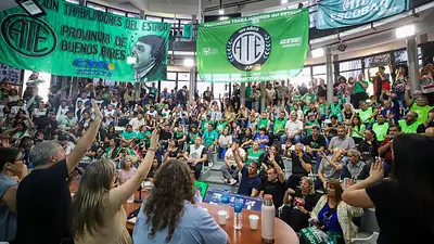 ATE lanzó un paro en todo el país contra la reforma laboral ATE lanzó un paro en todo el país contra la reforma laboral