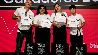 Los ganadores del Hackatón ArcelorMittal 2025 Los ganadores del Hackatón ArcelorMittal 2025