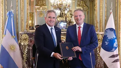 El gobierno de Milei retoma una apuesta de Macri: entrar a la OCDE El gobierno de Milei retoma una apuesta de Macri: entrar a la OCDE