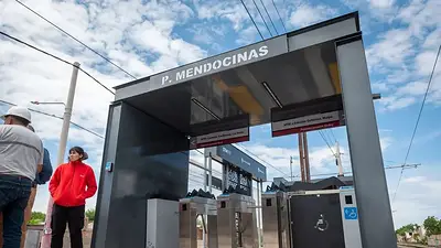 Parador del Metrotranvía de Mendoza Parador del Metrotranvía de Mendoza