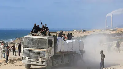 Israel reabre un paso fronterizo en el norte de Gaza para camiones de ayuda, según COGAT Israel reabre un paso fronterizo en el norte de Gaza para camiones de ayuda, según COGAT