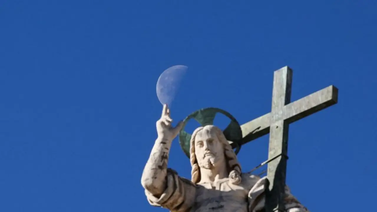 Jesús no se apareció en una colina en Francia, según el Vaticano