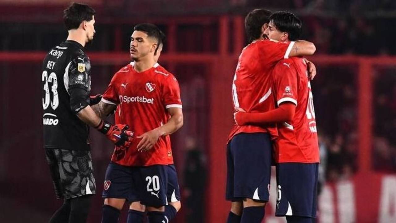 Independiente, Rodrigo Fernández Cedrés, Gustavo Quinteros.