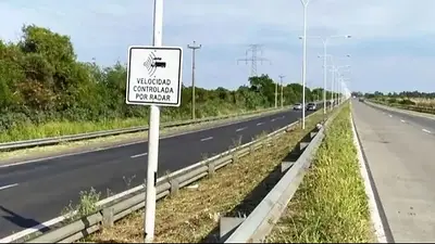 El gobierno de Pullaro instaló un radar sin autorización en la ruta 168 y Vialidad Nacional exige explicaciones El gobierno de Pullaro instaló un radar sin autorización en la ruta 168 y Vialidad Nacional exige explicaciones