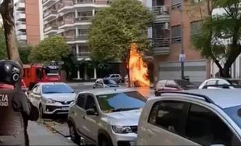 Pánico en Caballito: escape de gas y llamas de 12 metros en un edificio | Escape de gas