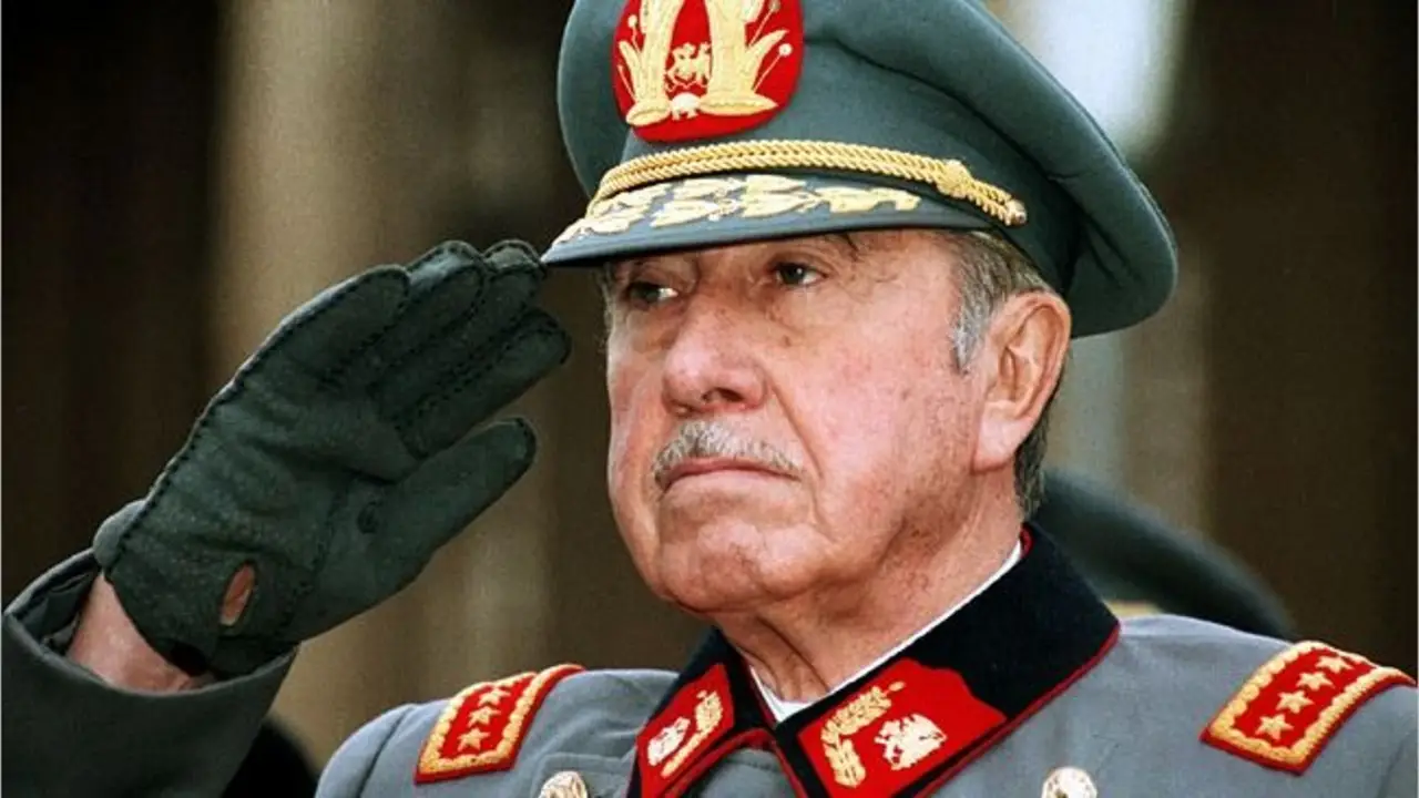Augusto Pinochet.