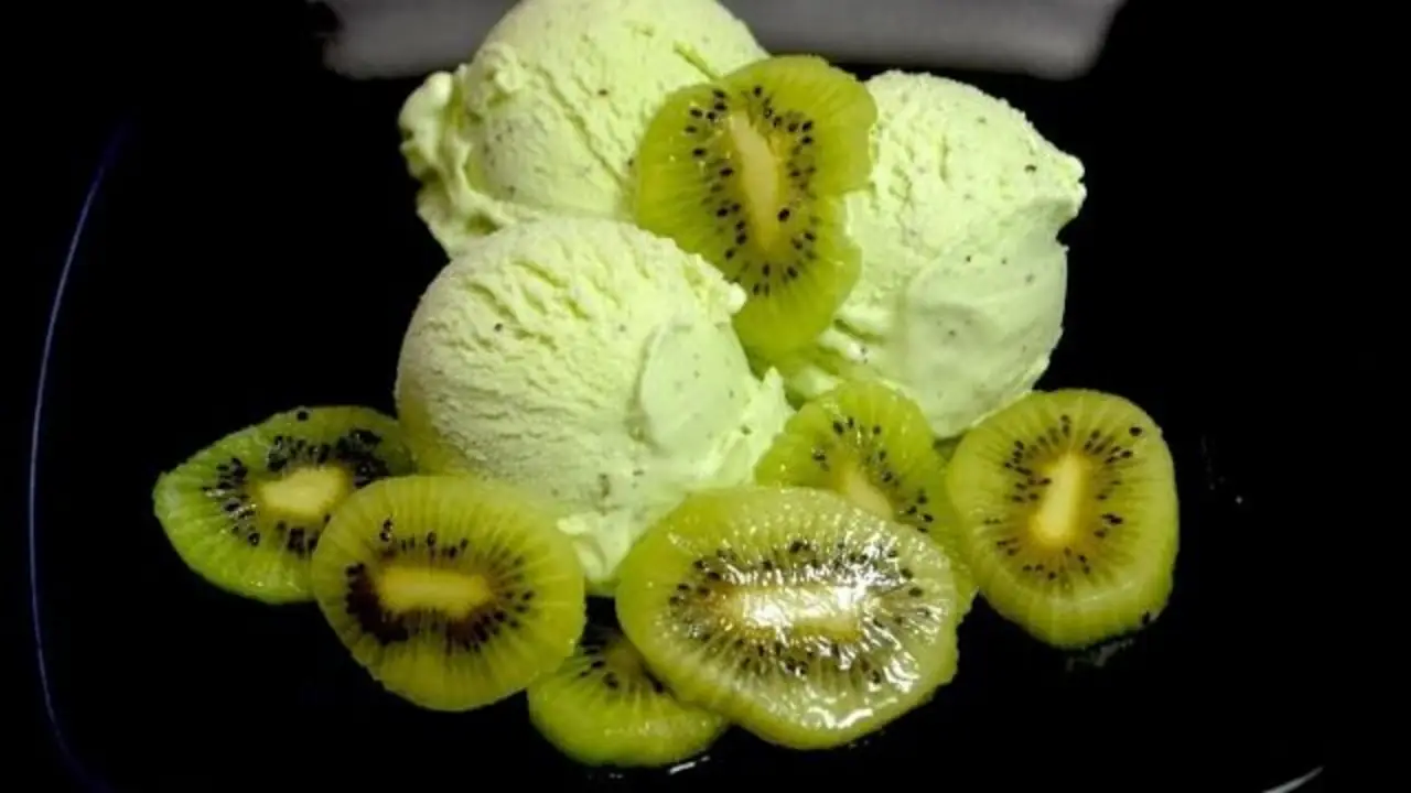 Cómo es la receta del helado de kiwi.