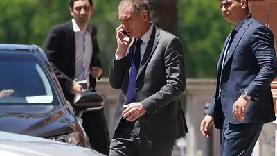 Santilli sentó las bases de la reforma laboral de Milei con un caso paradigmático de flexibilización Santilli sentó las bases de la reforma laboral de Milei con un caso paradigmático de flexibilización