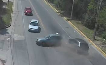 Impactante choque triple: dos mujeres sufrieron traumatismo y fueron internadas | Córdoba capital