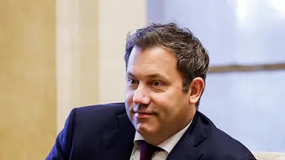 El ministro alemán de Finanzas aterriza en Pekín mientras aumenta el déficit comercial El ministro alemán de Finanzas aterriza en Pekín mientras aumenta el déficit comercial