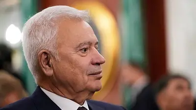 Irak y el ex-CEO de Lukoil debaten soluciones tras las sanciones de EEUU Irak y el ex-CEO de Lukoil debaten soluciones tras las sanciones de EEUU