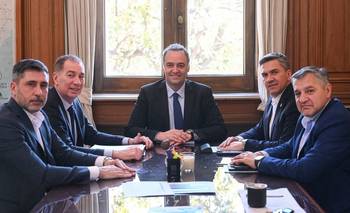 Los gobernadores Zdero y Weretilneck se reunieron con Adorni y Santilli en la Rosada | Presupuesto 2026