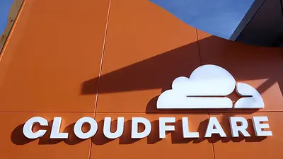 Un fallo de Cloudflare corta el acceso a X, ChatGPT y otros sitios web a miles de personas Un fallo de Cloudflare corta el acceso a X, ChatGPT y otros sitios web a miles de personas