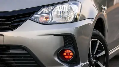 Toyota Etios modelo 2025 hecho con Inteligencia Artificial Toyota Etios modelo 2025 hecho con Inteligencia Artificial
