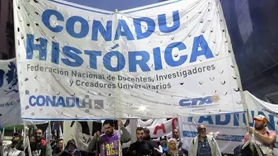 Docentes universitarios se pliegan al paro del 19 de noviembre Docentes universitarios se pliegan al paro del 19 de noviembre