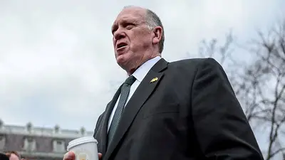 Operaciones de inmigración se intensificarán en Nueva York, dice jefe fronterizo de Trump Operaciones de inmigración se intensificarán en Nueva York, dice jefe fronterizo de Trump