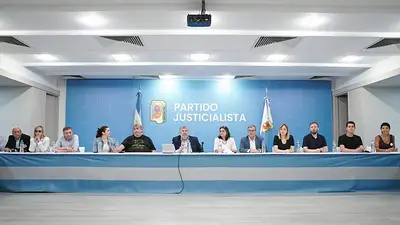 El PJ se reunió para definir estrategias ante las reformas y el presupuesto de Milei El PJ se reunió para definir estrategias ante las reformas y el presupuesto de Milei