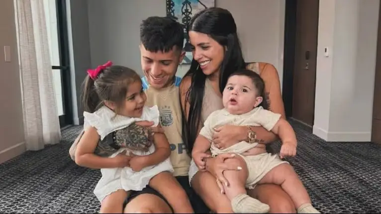 Enzo Fernández y Valentina Cervantes.
