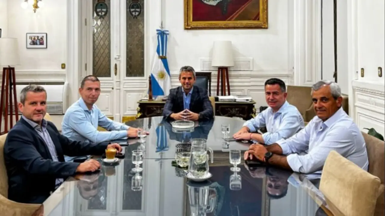 La Libertad Avanza incorpora a tres diputados radicales y llegará a 91 bancas desde diciembre