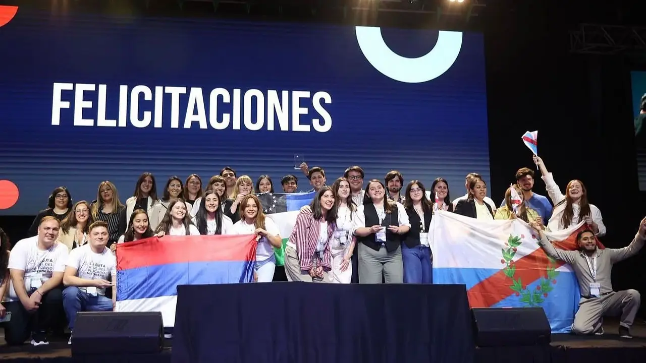 Del algarrobo al desarrollo local: el proyecto PORA de La Rioja brilló en el concurso juvenil del CFI