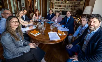 El plan económico de CFK: desafío al FMI y combate a la economía bimonetaria | Crisis económica