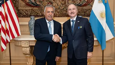 Lamelas junto a Cornejo: "Viñedos, energía, minería" Lamelas junto a Cornejo: "Viñedos, energía, minería"
