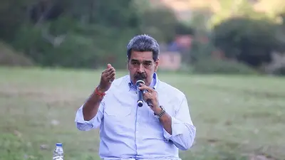 Crece la tensión en Venezuela y aerolíneas cancelan vuelos tras alerta de EE.UU. Crece la tensión en Venezuela y aerolíneas cancelan vuelos tras alerta de EE.UU.