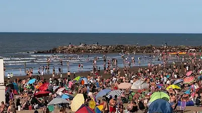 Fin de semana XL: más viajeros y estadía más larga, pero más gasolero Fin de semana XL: más viajeros y estadía más larga, pero más gasolero
