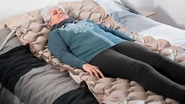 PAMI: cómo solicitar tu colchón antiescaras gratis y otros beneficios