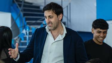 Los 2 refuerzos que ya suenan en Racing para el 2026: Gustavo Costas se ilusiona