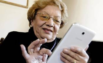 6 consejos para elegir un celular sencillo para jubilados | Celulares