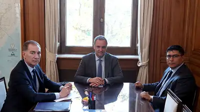 Santilli recibió a Vidal y ya tiene en agenda a Sadir Santilli recibió a Vidal y ya tiene en agenda a Sadir