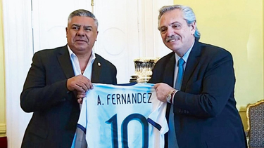 Alberto Fernández respaldó la gestión del Chiqui Tapia: "Ha llevado bien la AFA, no es una cosa fácil"