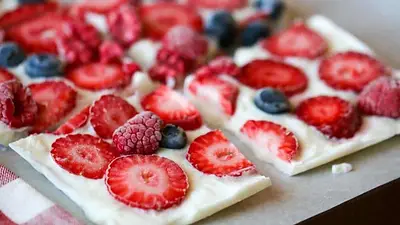 Cómo es la receta del yogurt bark keto. Cómo es la receta del yogurt bark keto.