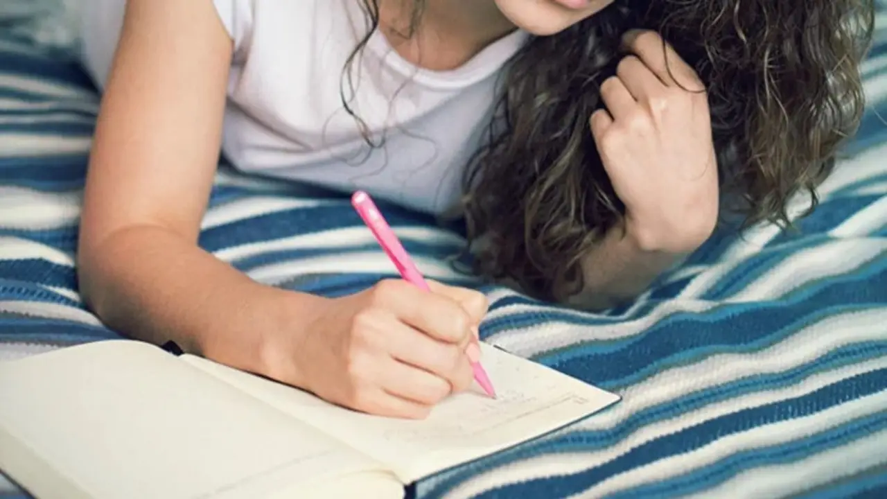 Qué es un diario de sueños y para qué sirve. 