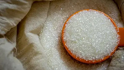 Exceso de azúcares y riesgos en la salud: cómo reducir su ingesta y qué alimentos evitar Exceso de azúcares y riesgos en la salud: cómo reducir su ingesta y qué alimentos evitar