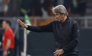 Betis anuncia extensión de contrato de Pellegrini como DT hasta 2027 | Pellegrini