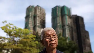 "Solo silencio": familias lloran a sus seres queridos mayores tras incendio en Hong Kong "Solo silencio": familias lloran a sus seres queridos mayores tras incendio en Hong Kong
