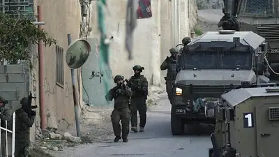 Soldados israelíes durante una operación militar en Yenín Soldados israelíes durante una operación militar en Yenín