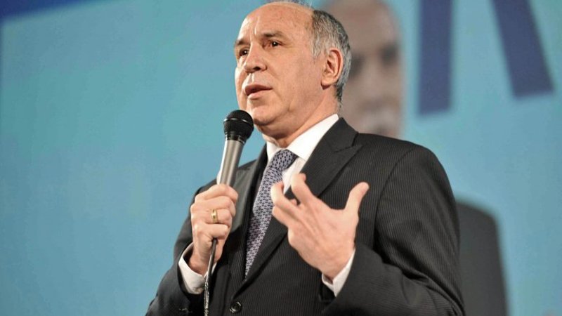 Lorenzetti reclamó "más gestión y menos declaraciones"
