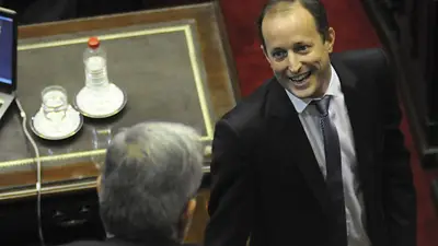 ¿Afuera? Insaurralde no fue a Diputados y no votará el Código Procesal Penal ¿Afuera? Insaurralde no fue a Diputados y no votará el Código Procesal Penal