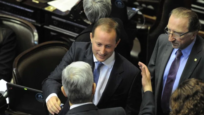 Insaurralde formalizó su renuncia como diputado