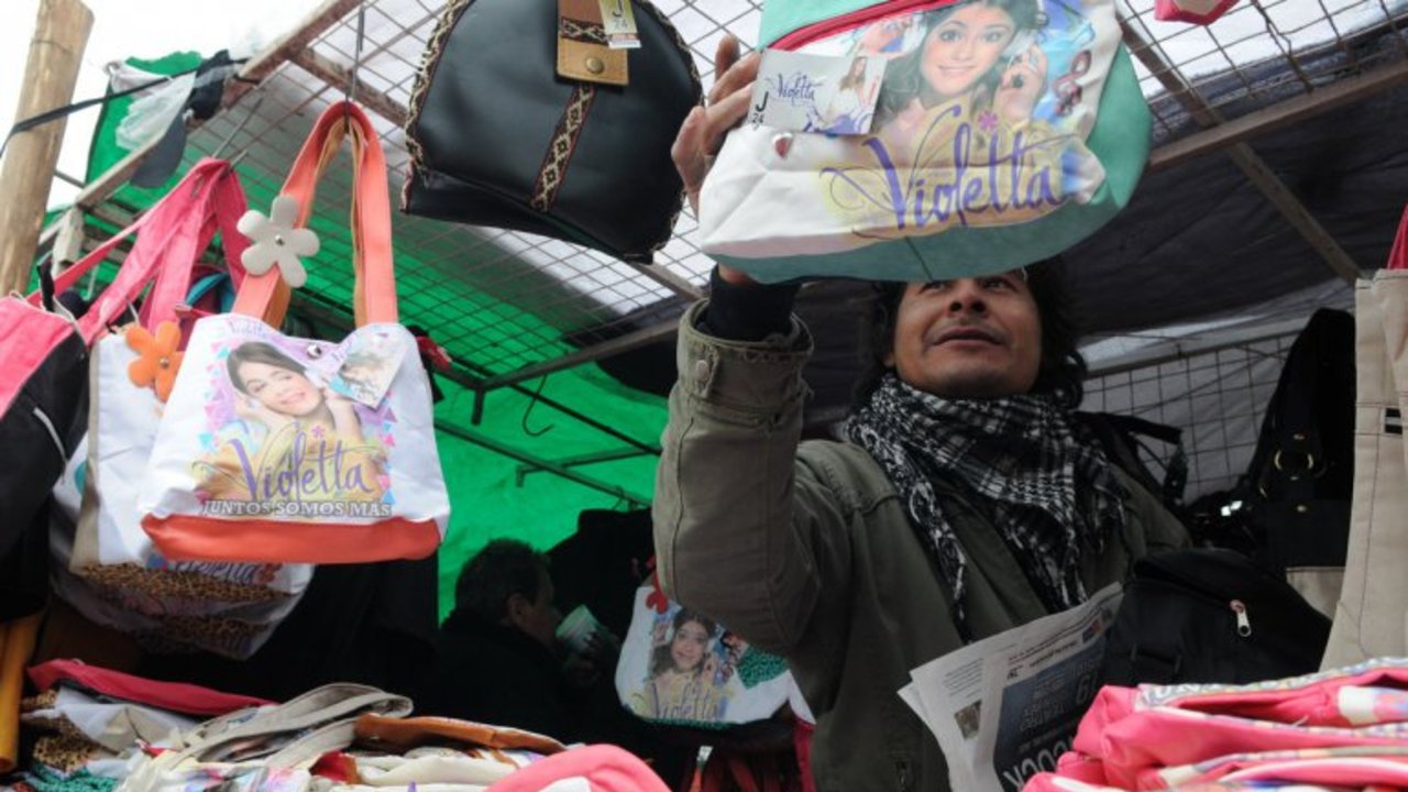 Alerta entre los comerciantes: ¿La Salada se muda a Palermo?